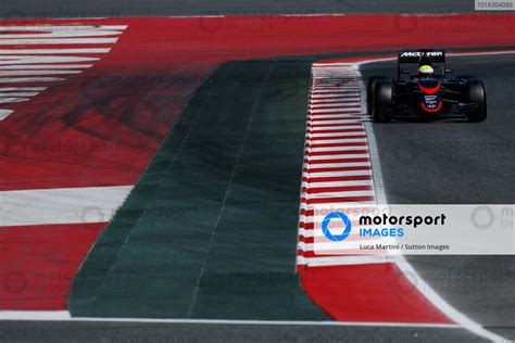 Oliver Turvey GBR McLaren MP4 30 At Formula One Testing Day One