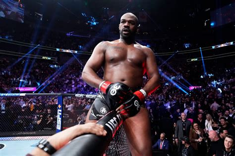 Jon Jones Submits Ciryl Gane To Claim Ufc Heavyweight Title Alexa