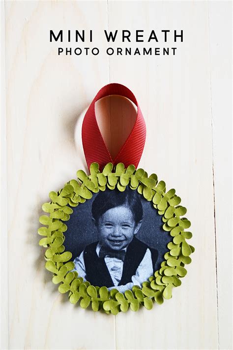 Mini Wreath Photo Ornaments At Diy Candy Minted Strawberry