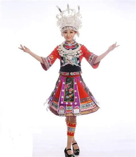 2017 New Fashion classic style Miao costumes Embroidery Minority costumes High Quality Headdress ...