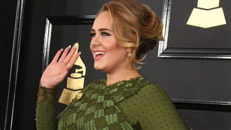 Adele Uses Sirtfood Diet For 100 Pound Weight Loss Heres The Top Five