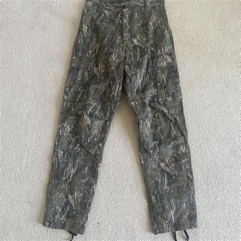 Camo Pants from Urban outfitters 27-31 waist - Depop