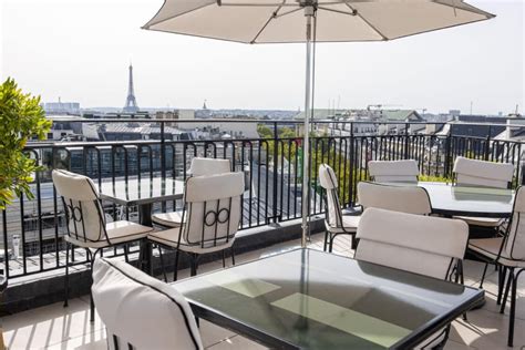 Rooftop Bars & Restaurants in Paris: Where to Dine with a View – Earth Trekkers