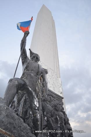 Monument Empereur Jean Jacques Dessalines - Place d 'Armes - Gonaives ...