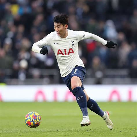 South Korean Football Star Son Heung Min S Journey To The Top Nikkei