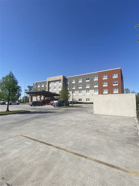 HOLIDAY INN EXPRESS & SUITES CHALMETTE - NEW ORLEANS S - Updated ...