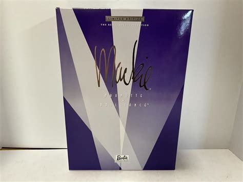 Lot Bob Mackie LE Red Carpet Brunette Brilliance Barbie B0585