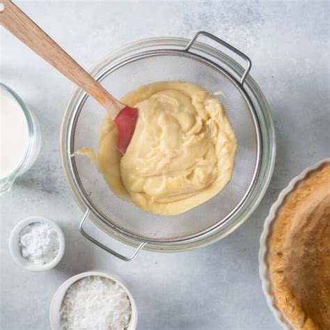 Coconut Cream Pie Recipe - Easy Dessert Recipes