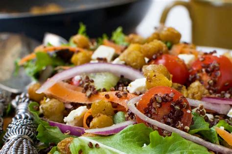 Quinoa Salad With Crispy Chickpeas Scrummy Lane