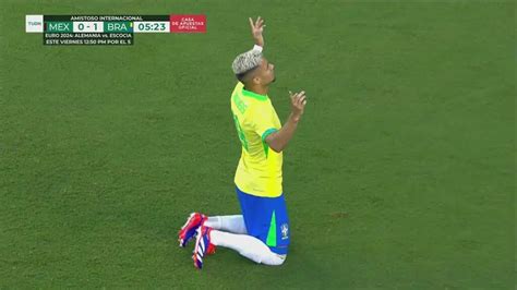 Gol De Brasil Andreas Pereira Se Quita A Defensores Como Conos Y