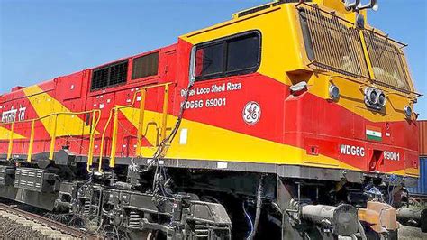 First Ge Locomotive To Be Tested On Scr Tracks The Hindu