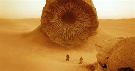 Dune CinemaCon Footage Stuns with Exciting Sandworm Sequence