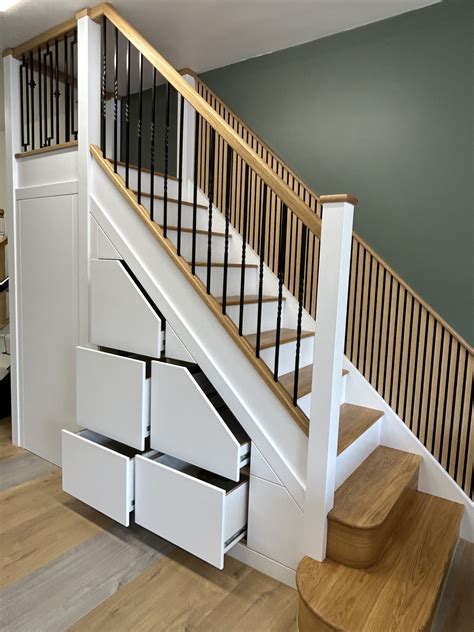 UNDERSTAIRS STORAGE - Hampshire Staircase RefurbishmentsHampshire ...