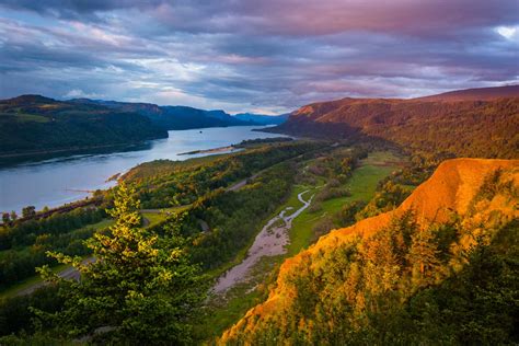 Discover the Best Columbia River Gorge Hikes in Summer 2018