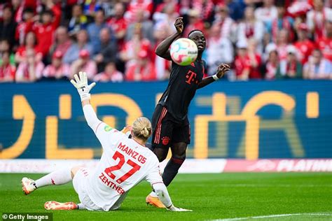 Sadio Mane Scores For Bayern Munich Against Mainz Following Suspension