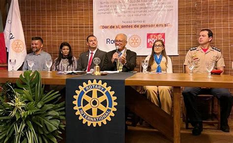 Rotary Club De Porto Seguro Empossa Nova Diretoria E Associados