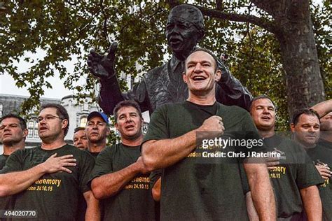 Nelson Mandela Francois Pienaar Photos And Premium High Res Pictures