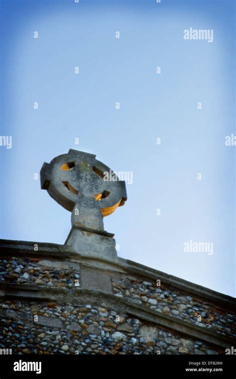 Church Cross At St Marys Church Hadleigh Stock Photo Alamy