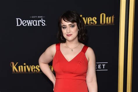 Matilda Star Mara Wilson Reveals Men Inappropriately Messaged Her When