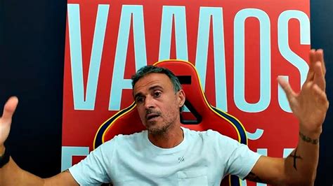 Selección Luis Enrique continúa con su faceta como streamer