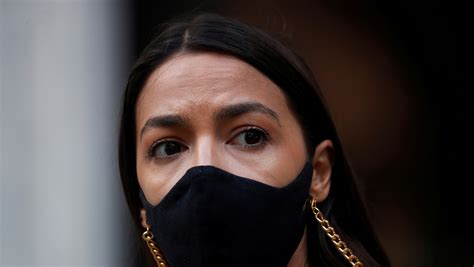 La Congresista Alexandria Ocasio Cortez Revela Haber Sido Agredida