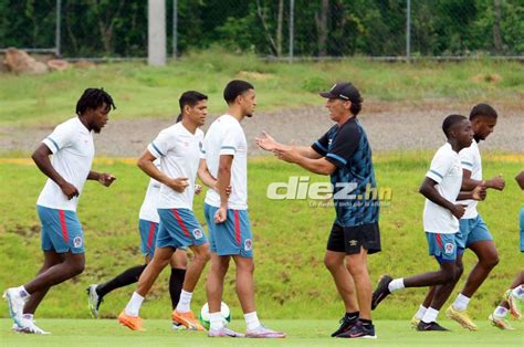 Oficial Pedro Troglio Confirma Que Firmar Contrato Con Olimpia Este