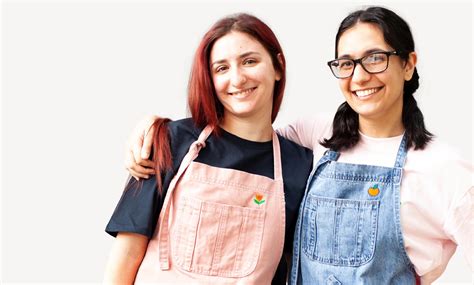 Step Into Style: Where to Grab Erin Napier’s Trendsetter Apparel - Veja Store Site