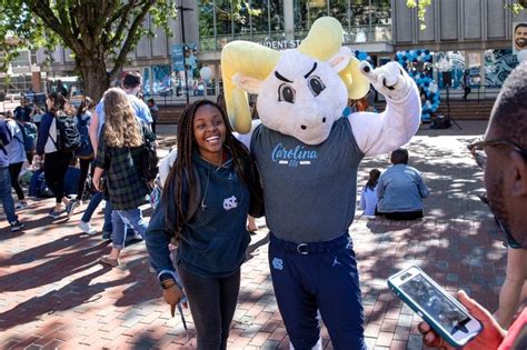 Self-Guided Tour - UNC Visitors Guide-2023