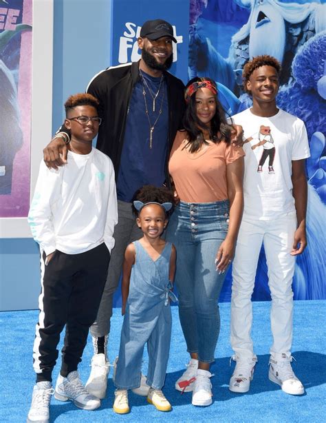 13 Sweet Photos Of LeBron James And His Family | Essence