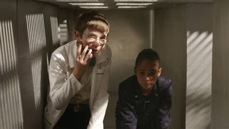 Still From Oscar Strikes Back Oddsquadpbs Pbs Oscar Squad Selfie Scenes Classroom