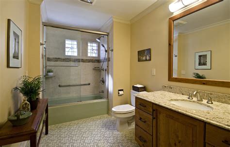 Craftsman Hall Bath With Reclaimed Stained Glass Cl Sico Renovado