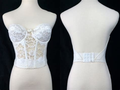 1980s Valmont White Lace Bustier Strapless Long Line Bra Underwire