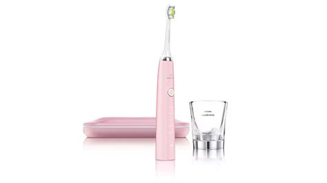 Philips Sonicare Diamondclean Sonic vs Oral B Genius 9000 | T3