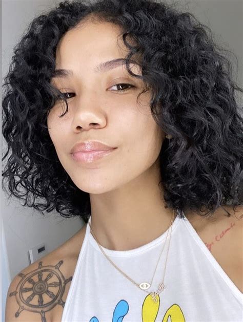 So Pretty Jhene Aiko Beautiful Curly Hair Jhene Aiko Album