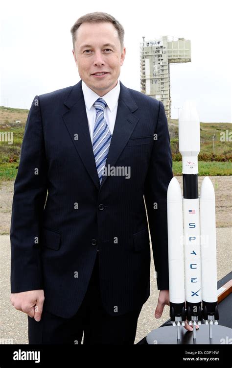 Juillet 13 2011 Vandenberg Afb Californie Usa Elon Musk Spacex