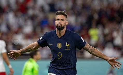 Qatar Giroud Sei Nella Storia Cplaynews