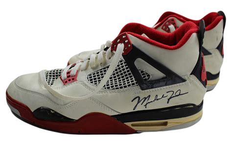 Michael Jordan Air Jordan 4 Fire Red 1989 Auction - Sneaker Bar Detroit