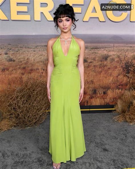 Rowan Blanchard Sexy And Hot Photos Collection AZNude