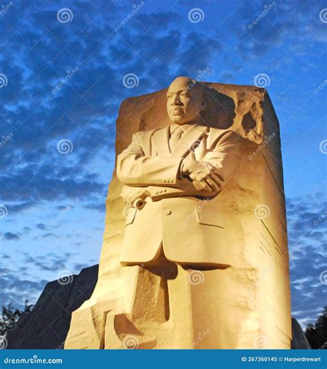 Martin Luther King Washington DC Monument at Night Editorial Image ...