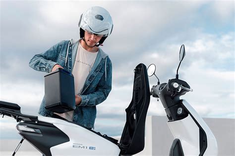 Honda Presenta Su Primer Scooter El Ctrico Europeo El Em E