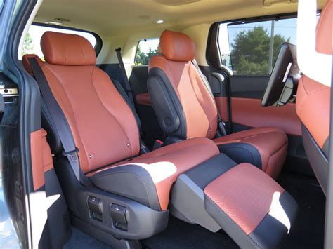 2022 Kia Carnival: 103 Interior Photos | U.S. News