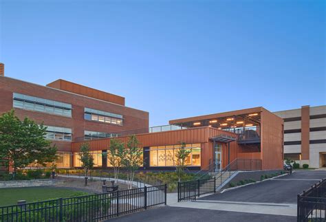 Van Ness Elementary School — ISTUDIO Architects