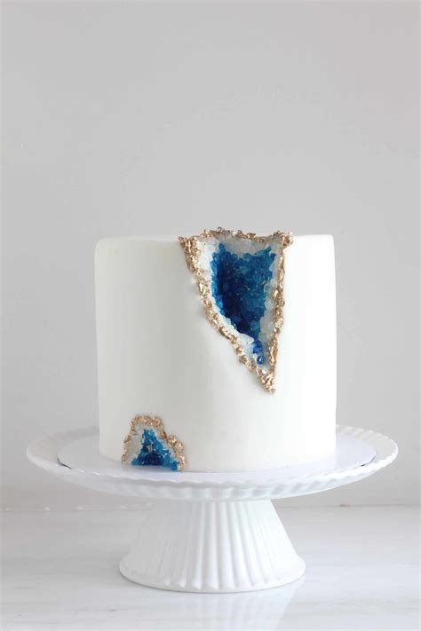 30 Beautiful Geode Cakes And How To Make Your Own