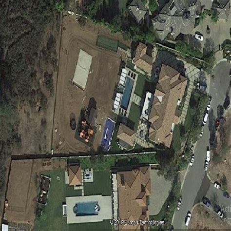 Kevin Hart House in Calabasas, CA (Google Maps)