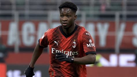 Chaka Traoré emprestado pelo AC Milan ao Palermo