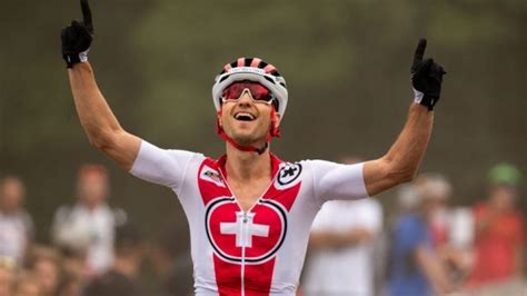 MONDIALE XCO NINO SCHURTER VINCE LOTTAVO TITOLO IRIDATO