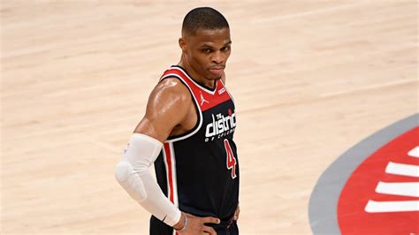 Oscar Robertson Says Russell Westbrook Was 2021 Mvp He Got Triple Doubles This Year And No One