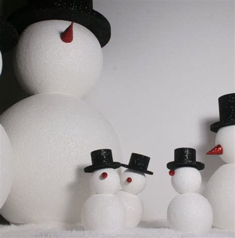 Foam Snowmen For The Holiday Season