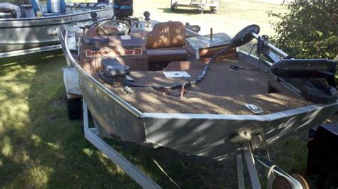 1981 Bass Tracker Iii 16ft Aluminum Boat Nex Tech Classifieds