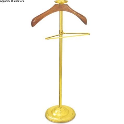 Horeca247 Wooden Coat Hanger Stand Brass Finish 42 inch | HORECA247